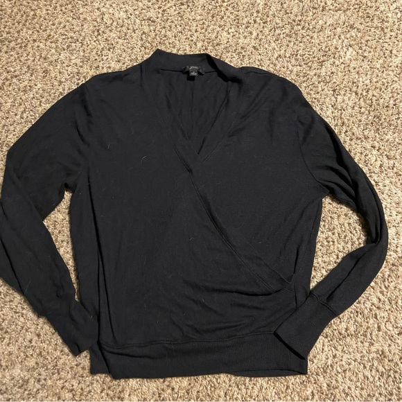 J Crew Faux Wrap Black Lightweight Sweater size M - Picture 1 of 4